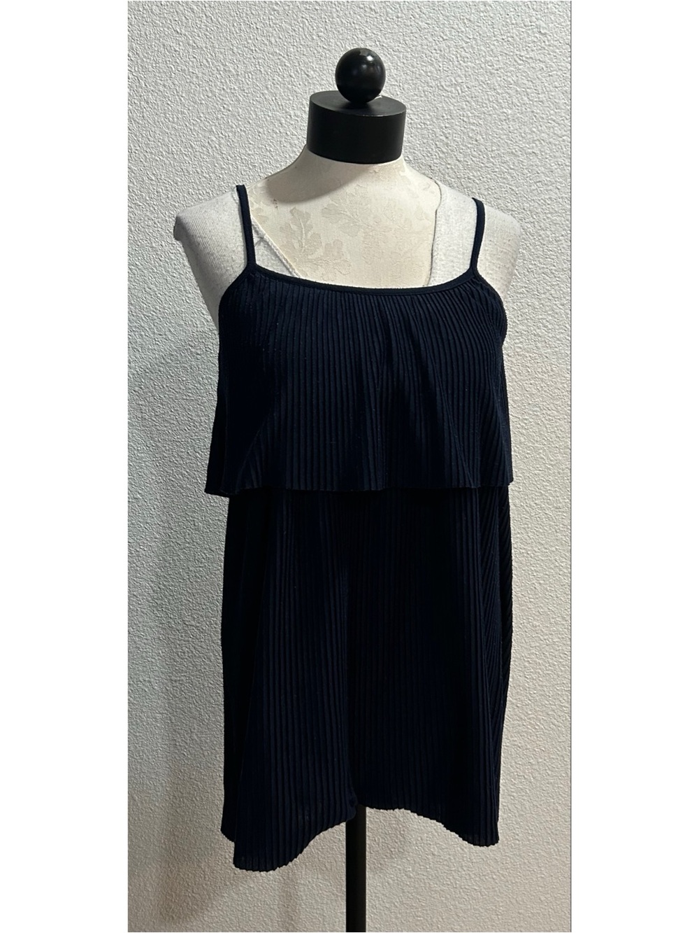 Forever 21 Navy Blue Pleated Overlay Knit Mini Dress Size Small Office Basic